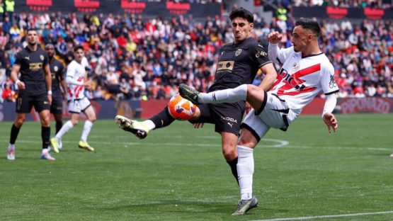 τσαρλυ προγνωστικα στοιχηματος 01-12-2025