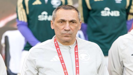 dwnis-saoudikh-arabia